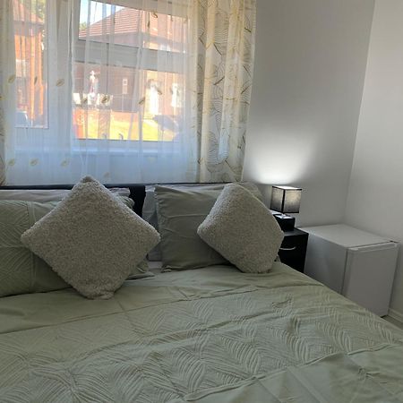 Double Room Bentilee Bucknall  Exterior foto